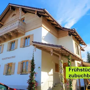  Apartment Chalet